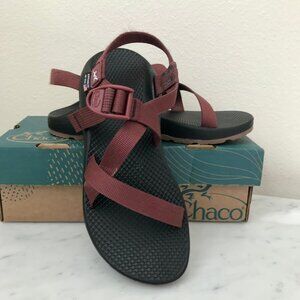 NWB Chaco Women Size 8  Z/1 Port/Burgundy Sandals